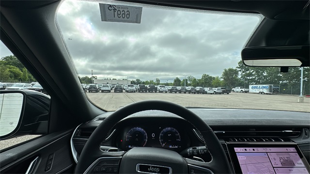 new 2025 Jeep Grand Cherokee car, priced at $47,453
