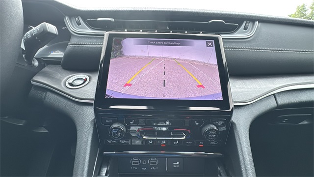 new 2025 Jeep Grand Cherokee car, priced at $47,453