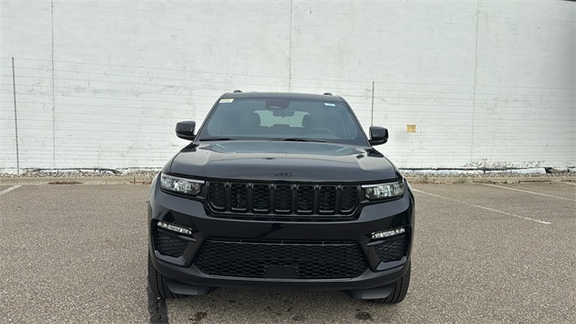 new 2025 Jeep Grand Cherokee car, priced at $47,453