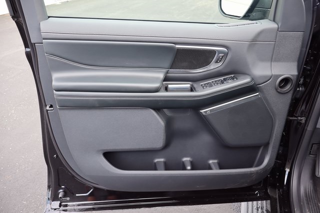 new 2025 Ford Expedition Max car, priced at $86,930