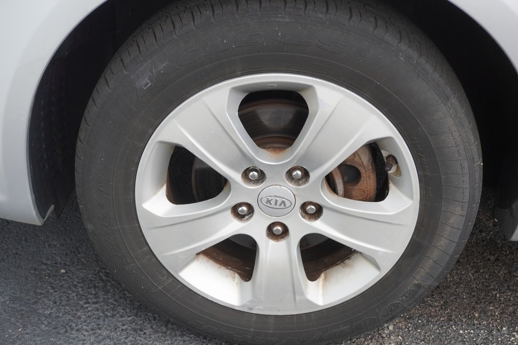 used 2009 Kia Optima car, priced at $6,900
