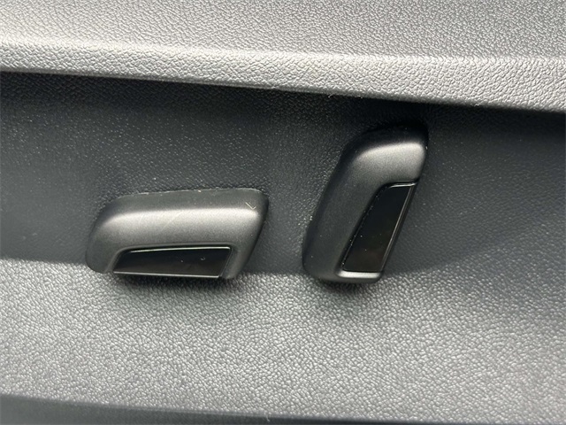 used 2024 Volkswagen Tiguan car, priced at $31,520