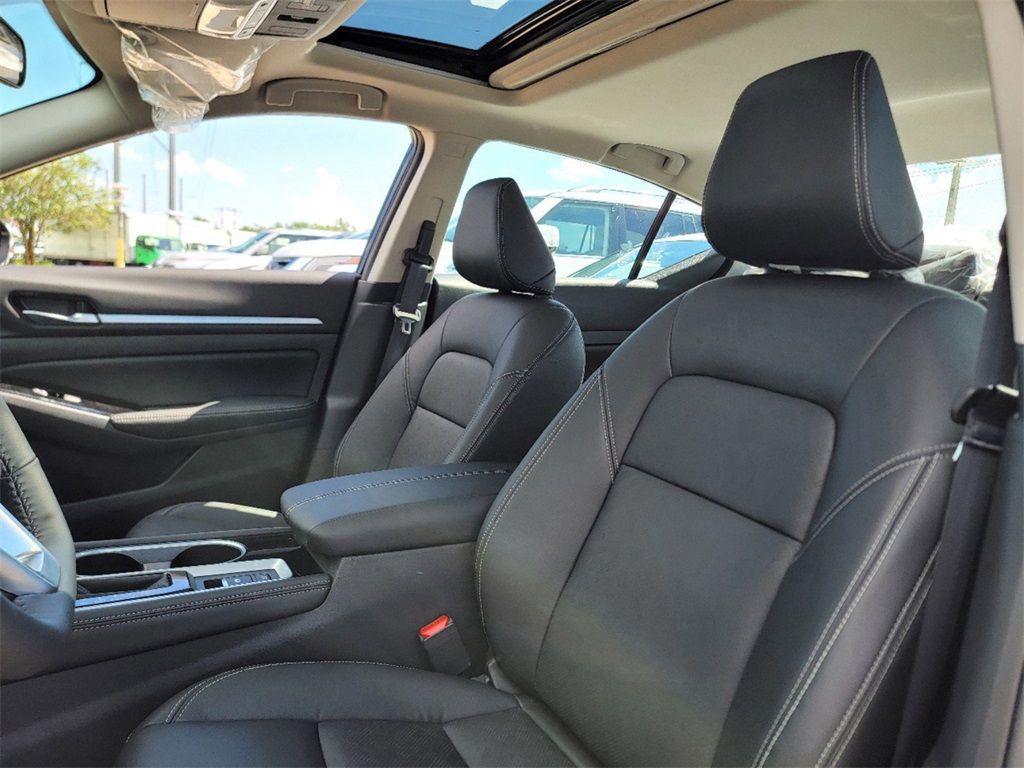 new 2025 Nissan Altima car, priced at $32,310