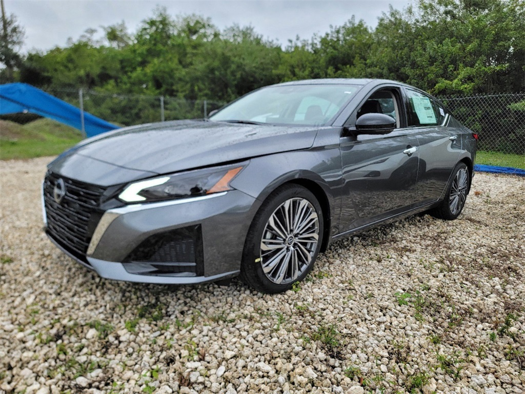 new 2025 Nissan Altima car, priced at $32,310