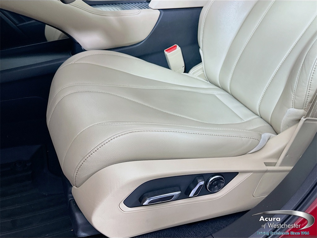 used 2023 Acura RDX car, priced at $32,699