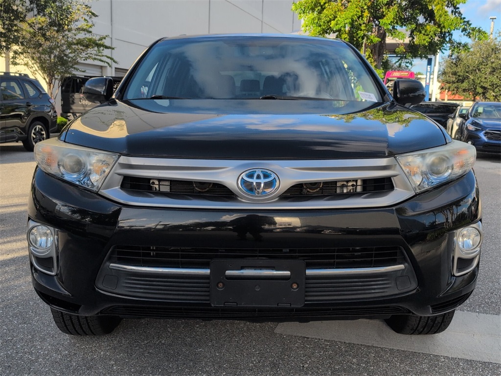 used 2013 Toyota Highlander Hybrid car, priced at $12,988