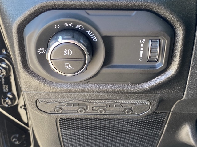 new 2025 Jeep Gladiator car, priced at $36,480