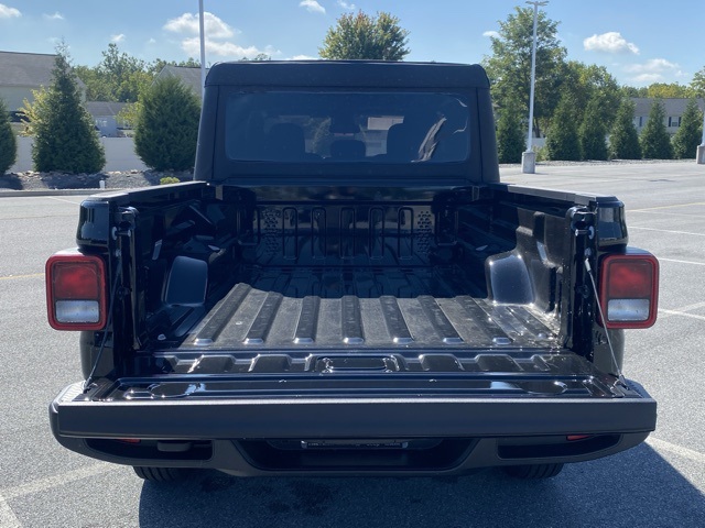 new 2025 Jeep Gladiator car, priced at $36,480