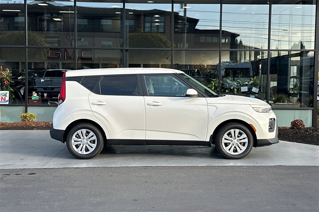 used 2021 Kia Soul car, priced at $15,930