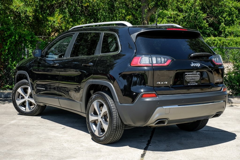 used 2020 Jeep Cherokee car, priced at $21,903