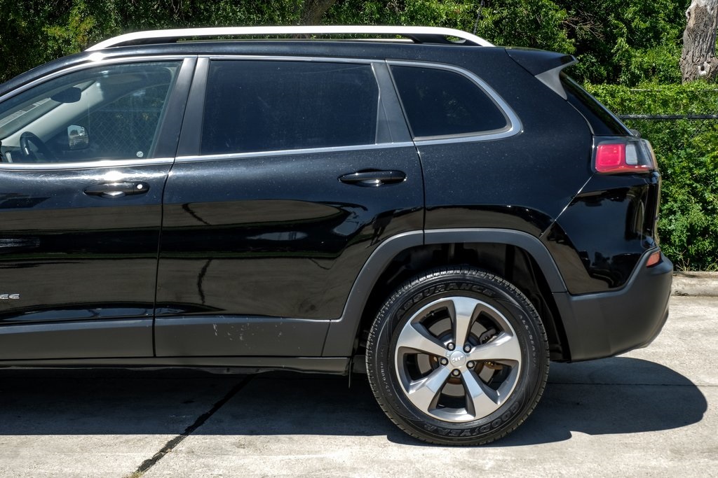 used 2020 Jeep Cherokee car, priced at $21,903