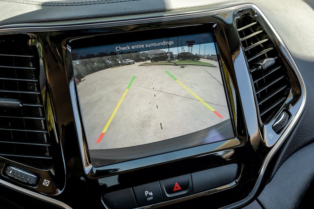 used 2020 Jeep Cherokee car, priced at $21,903