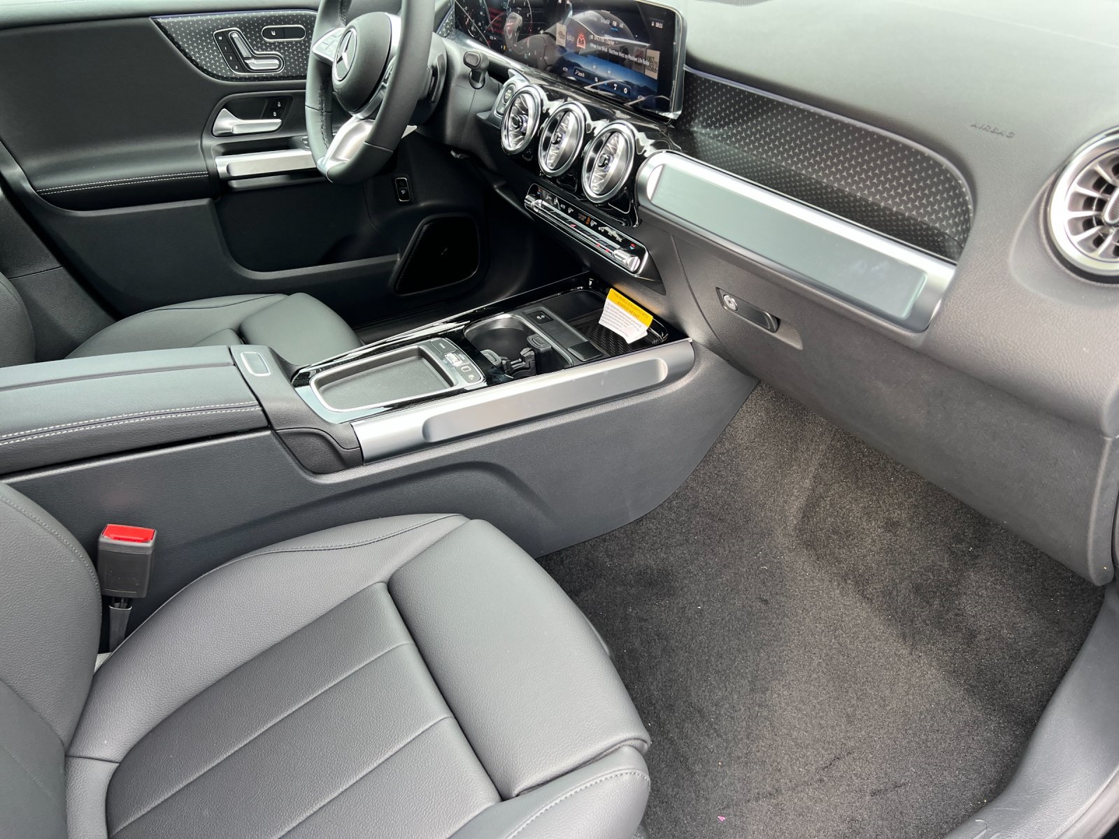 new 2026 Mercedes-Benz GLB car