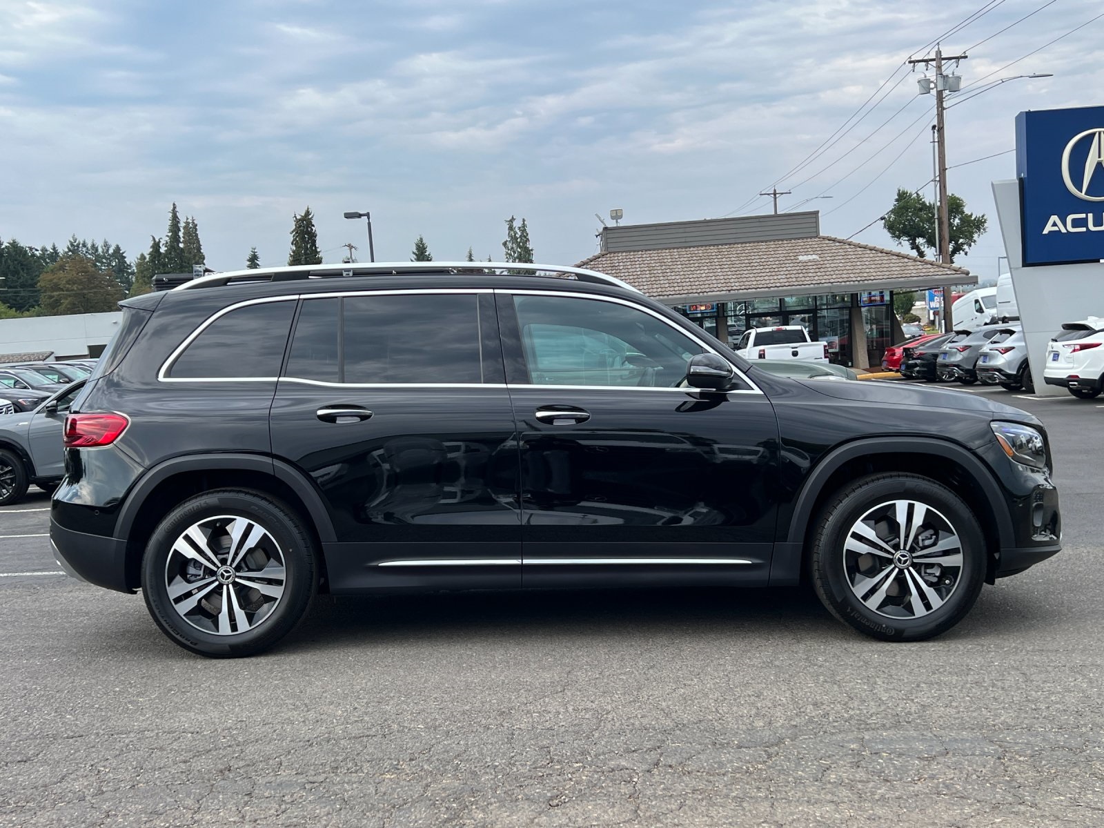 new 2026 Mercedes-Benz GLB car