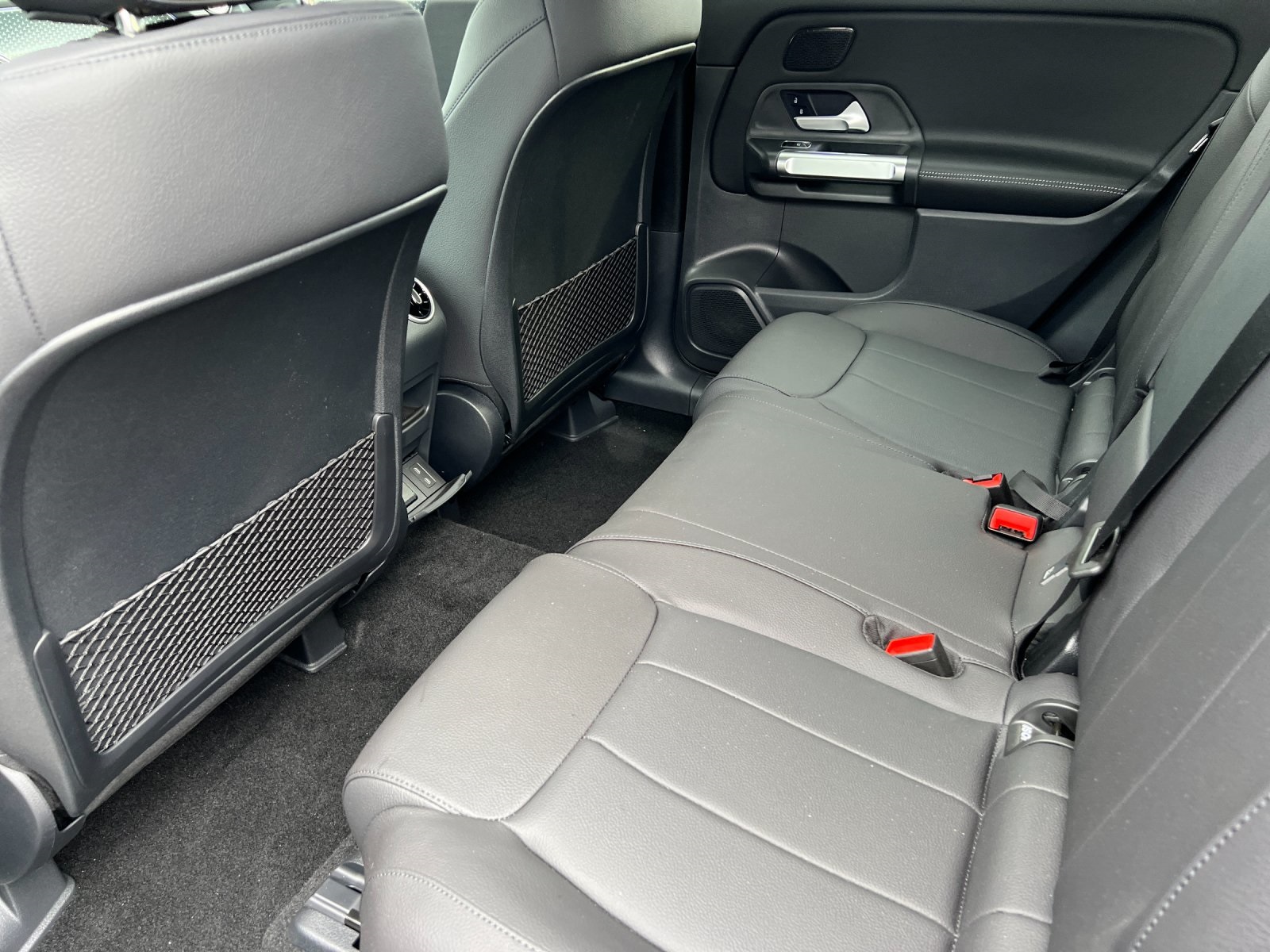 new 2026 Mercedes-Benz GLB car