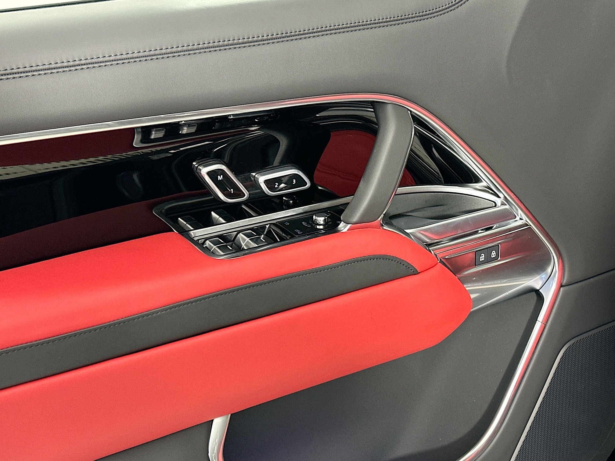 new 2025 Land Rover Range Rover car, priced at $160,845