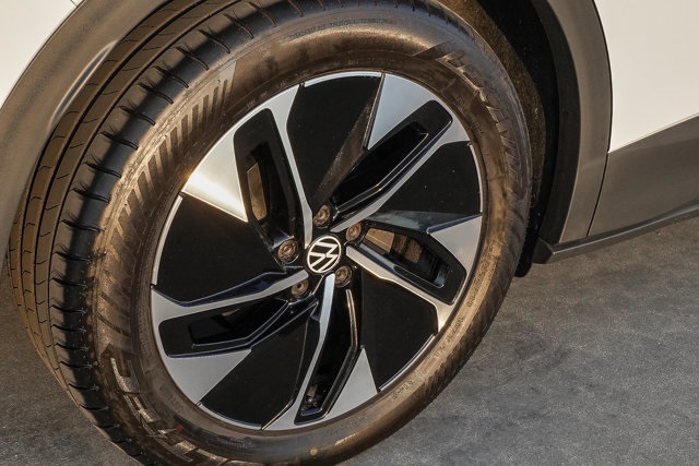 used 2022 Volkswagen ID.4 car, priced at $22,793