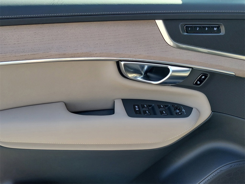 new 2026 Volvo XC90 car, priced at $63,775