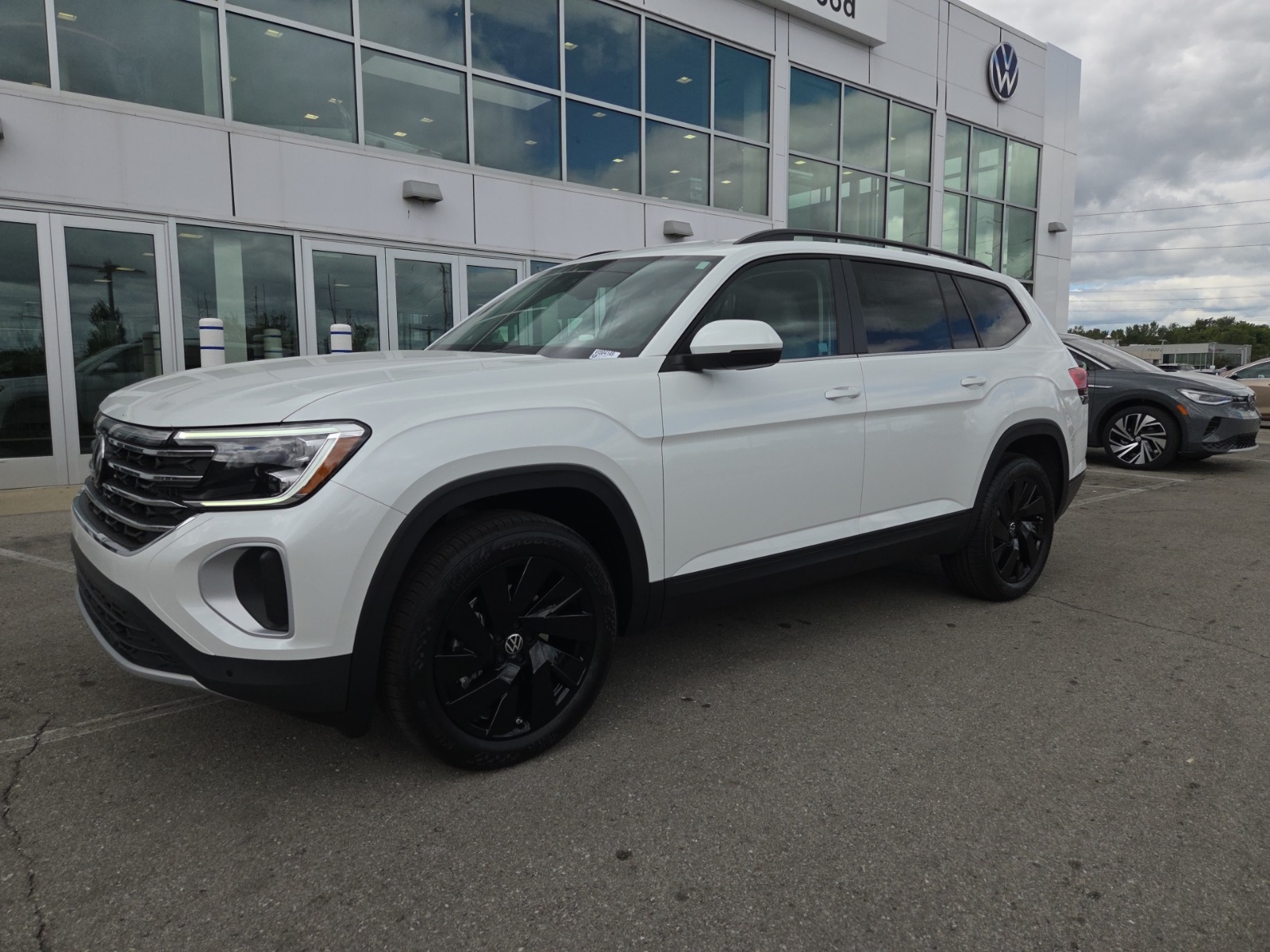 new 2026 Volkswagen Atlas car