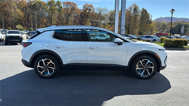 new 2026 Chevrolet Equinox EV car, priced at $47,030