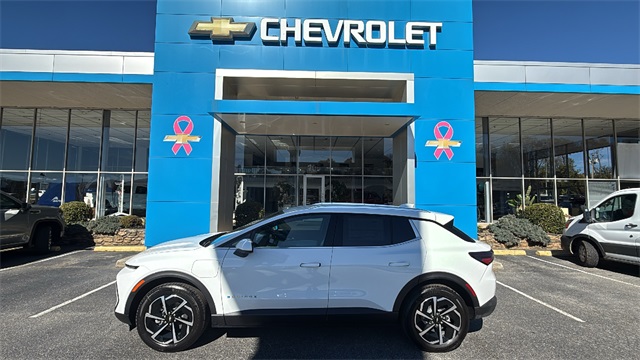 new 2026 Chevrolet Equinox EV car, priced at $47,030