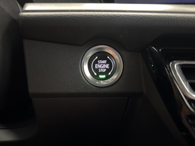 used 2024 Chevrolet Traverse car, priced at $42,988