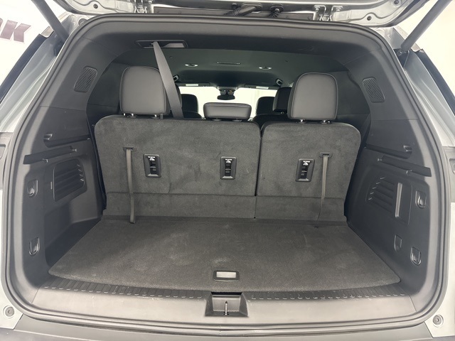 used 2024 Chevrolet Traverse car, priced at $42,988
