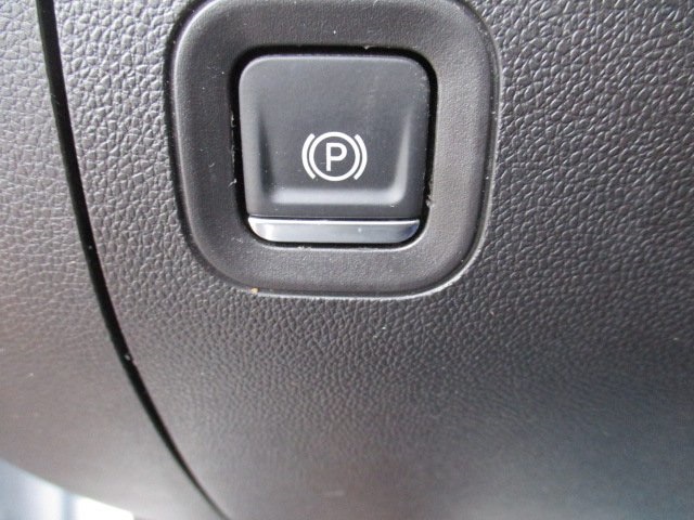 used 2024 Chevrolet Silverado 1500 car, priced at $28,988