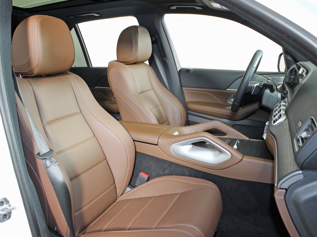 used 2024 Mercedes-Benz GLE car, priced at $55,988