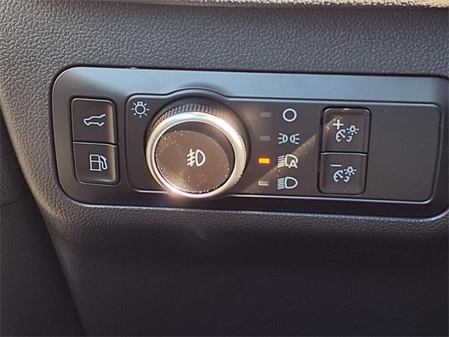 new 2025 Ford Escape Hybrid car, priced at $32,147
