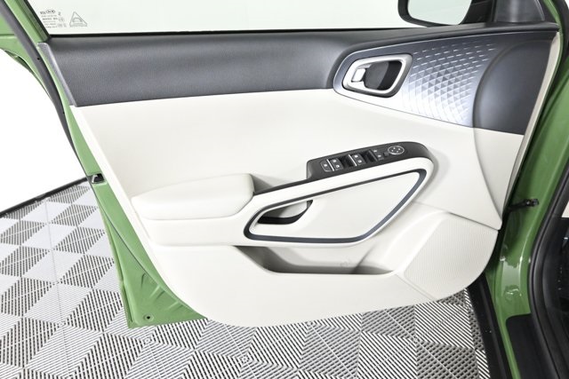 used 2021 Kia Soul car, priced at $14,987