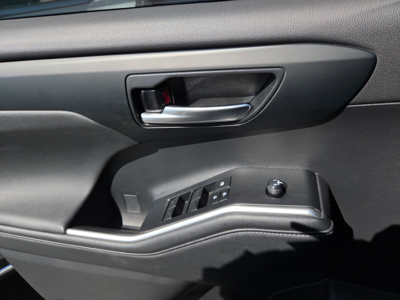 used 2023 Toyota Highlander car, priced at $38,179