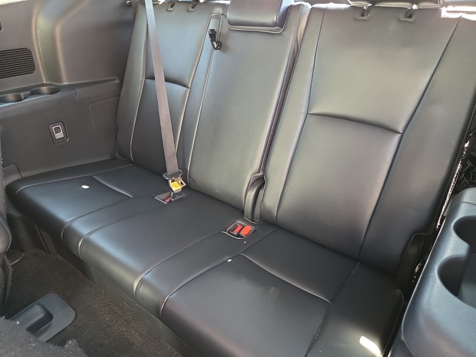 used 2023 Toyota Highlander car, priced at $38,179