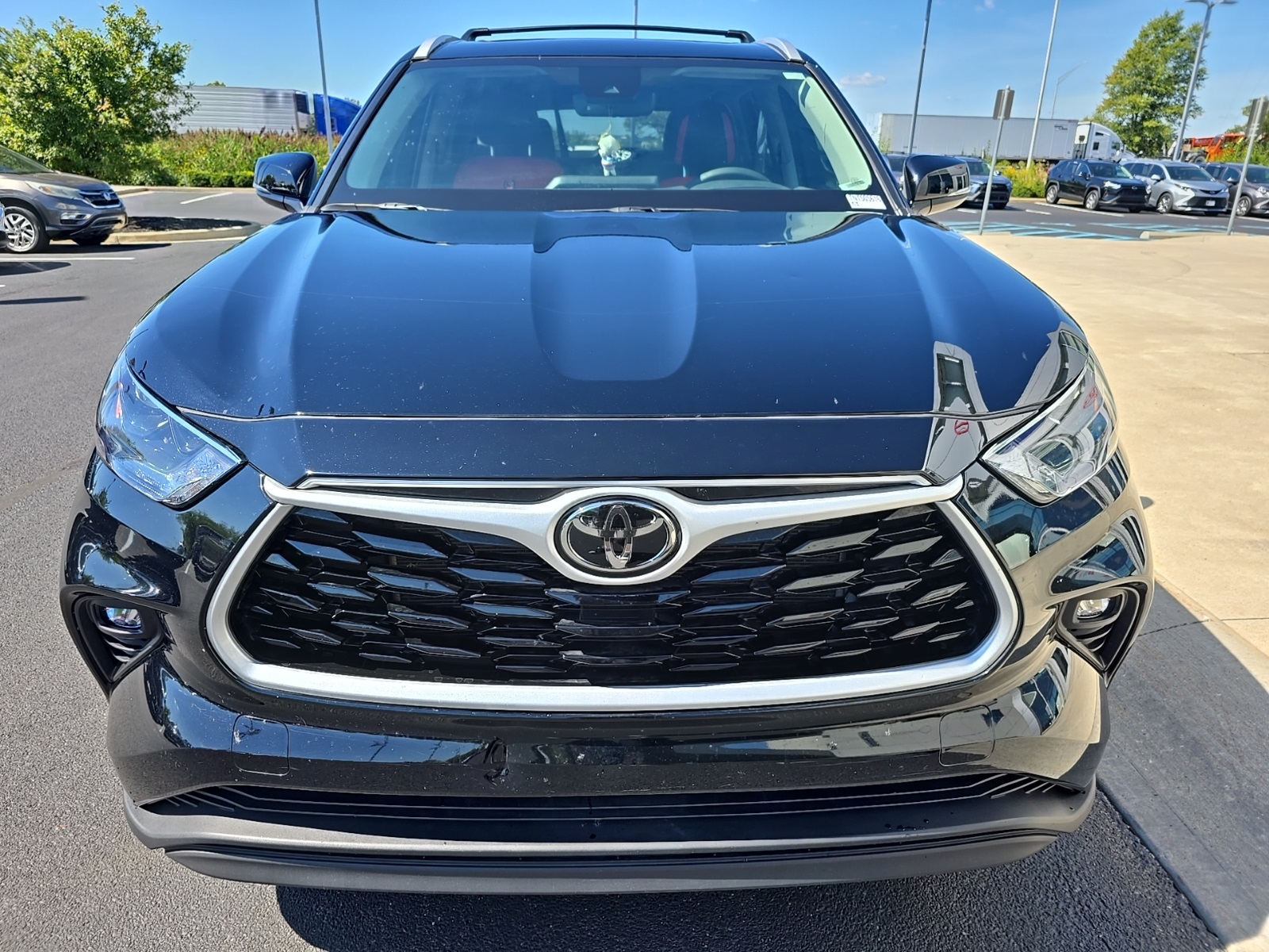 used 2023 Toyota Highlander car, priced at $38,179