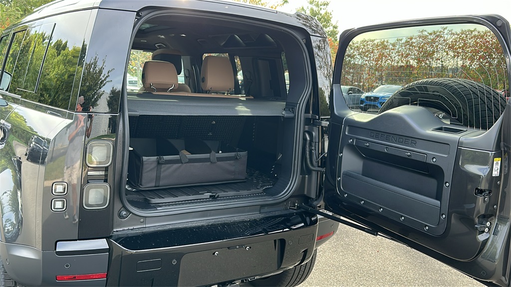new 2026 Land Rover Defender 110 car, priced at $81,081