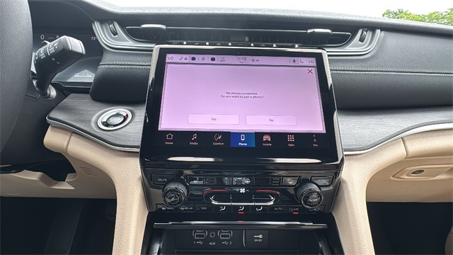new 2025 Jeep Grand Cherokee L car, priced at $50,113