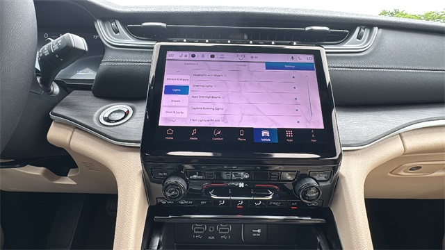 new 2025 Jeep Grand Cherokee L car, priced at $50,113