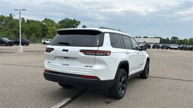 new 2025 Jeep Grand Cherokee L car, priced at $50,113