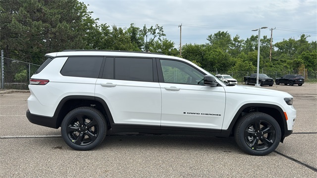 new 2025 Jeep Grand Cherokee L car, priced at $50,113