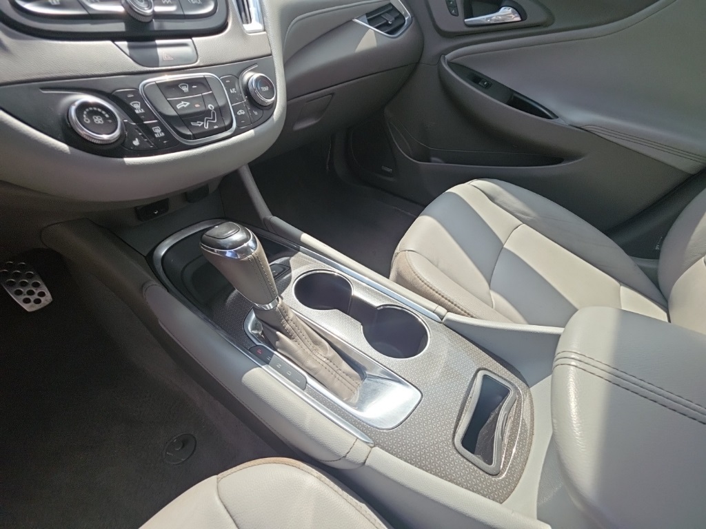 used 2016 Chevrolet Malibu car, priced at $9,895