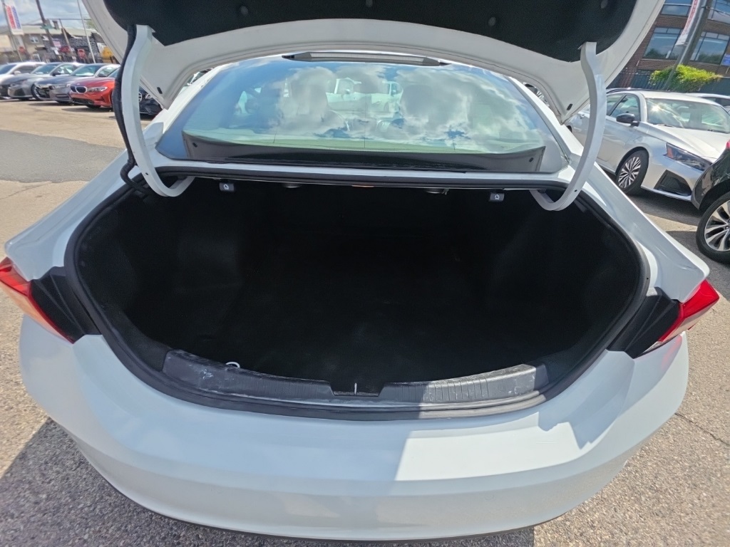 used 2016 Chevrolet Malibu car, priced at $9,895