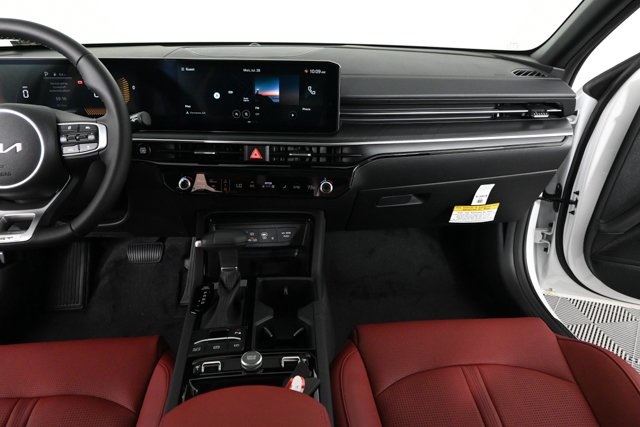 new 2025 Kia K5 car, priced at $31,925