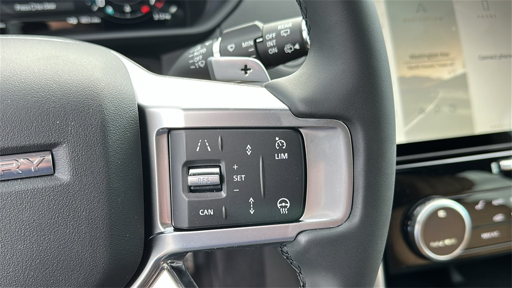 new 2026 Land Rover Discovery car, priced at $80,940