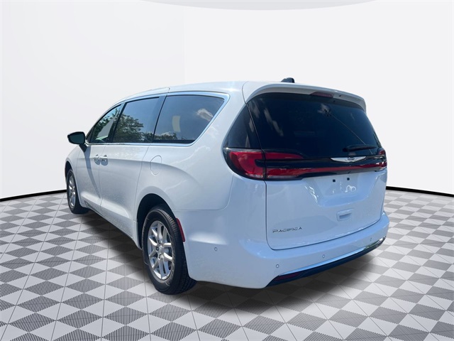 new 2025 Chrysler Pacifica car, priced at $42,732