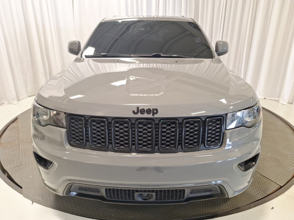 used 2020 Jeep Grand Cherokee car, priced at $19,499