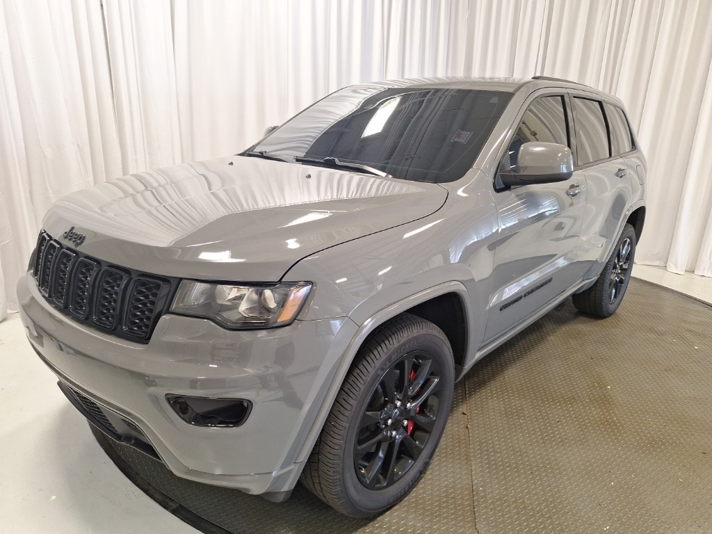 used 2020 Jeep Grand Cherokee car, priced at $19,499