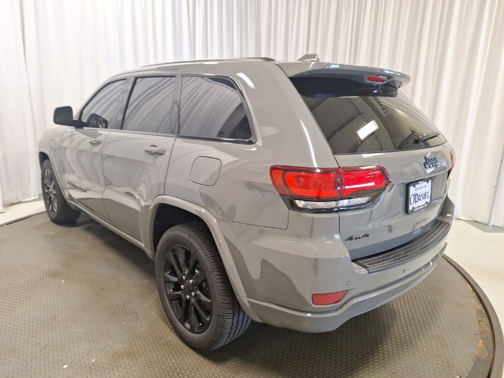 used 2020 Jeep Grand Cherokee car, priced at $19,499