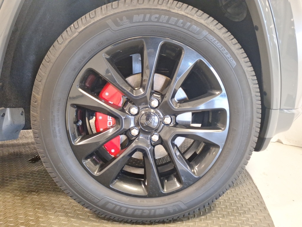 used 2020 Jeep Grand Cherokee car, priced at $19,499