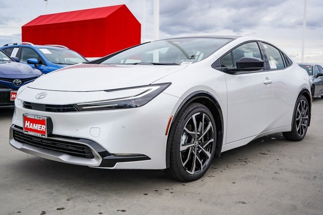 new 2026 Toyota Prius Plug-In Hybrid car, priced at $42,693