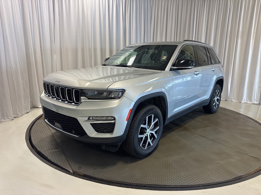used 2025 Jeep Grand Cherokee car, priced at $42,000